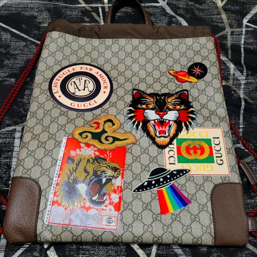 *RARE GUCCI APPLIQUÉ BAG*